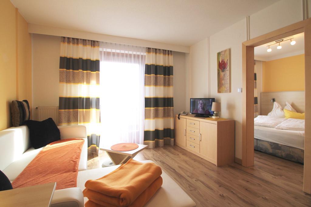 Seepension Neubacher Kg Nussdorf am Attersee Chambre photo