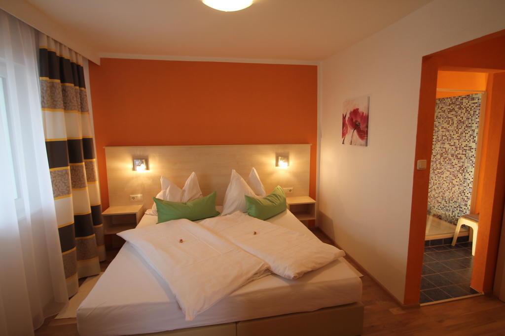 Seepension Neubacher Kg Nussdorf am Attersee Chambre photo
